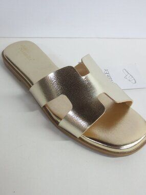 NIANER WOMEN'S GOLD FLAT SANDALS - US 9.5